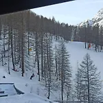 Orange Fox Cervinia Vda Vacanze In Vetta Cir 0185 Апартаменты *